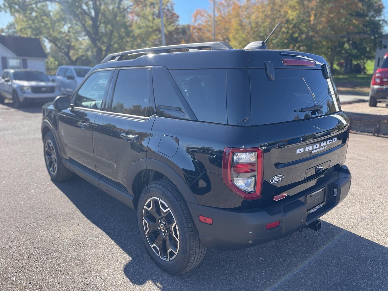 2026 Ford Bronco Sport Outer Banks Photo4