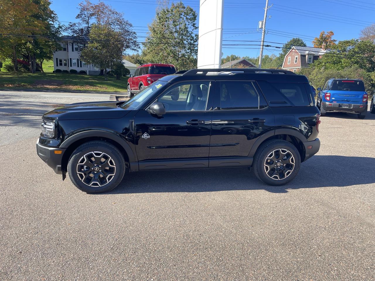 2026 Ford Bronco Sport Outer Banks Photo3