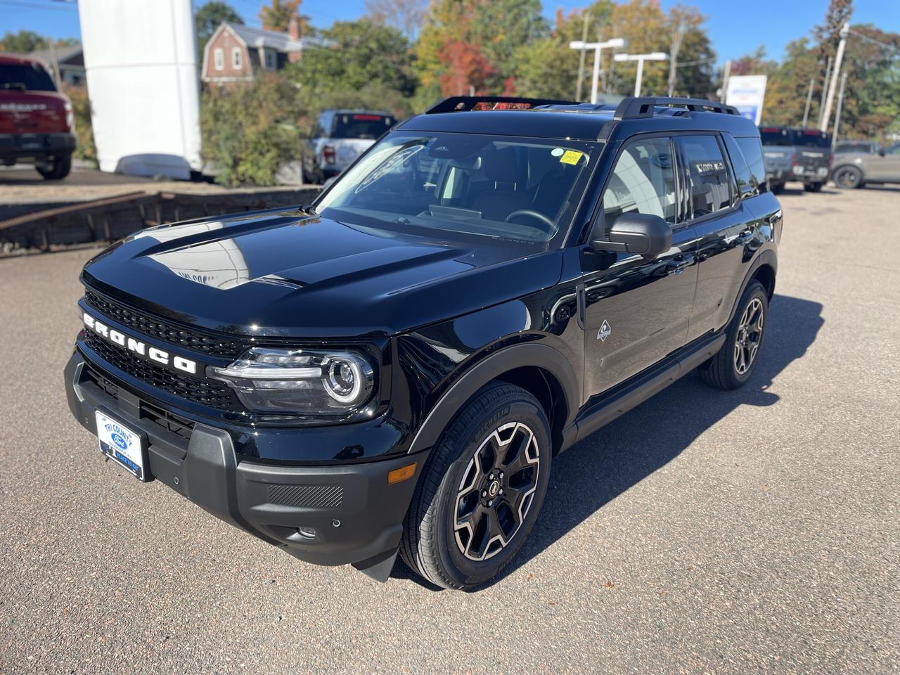 2026 Ford Bronco Sport Outer Banks Photo2