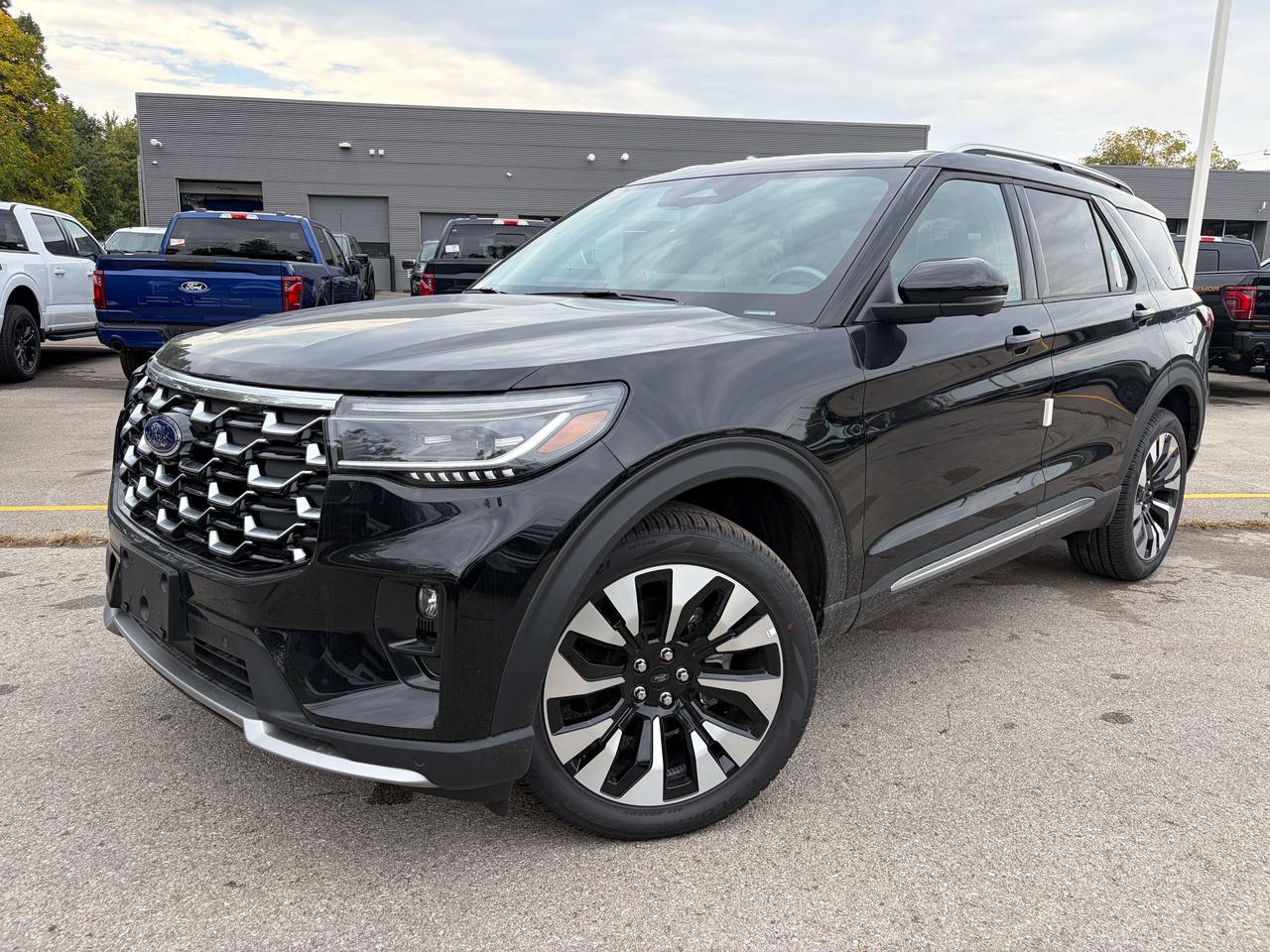 2026 Ford Explorer PLATINUM 4WD 600A Photo