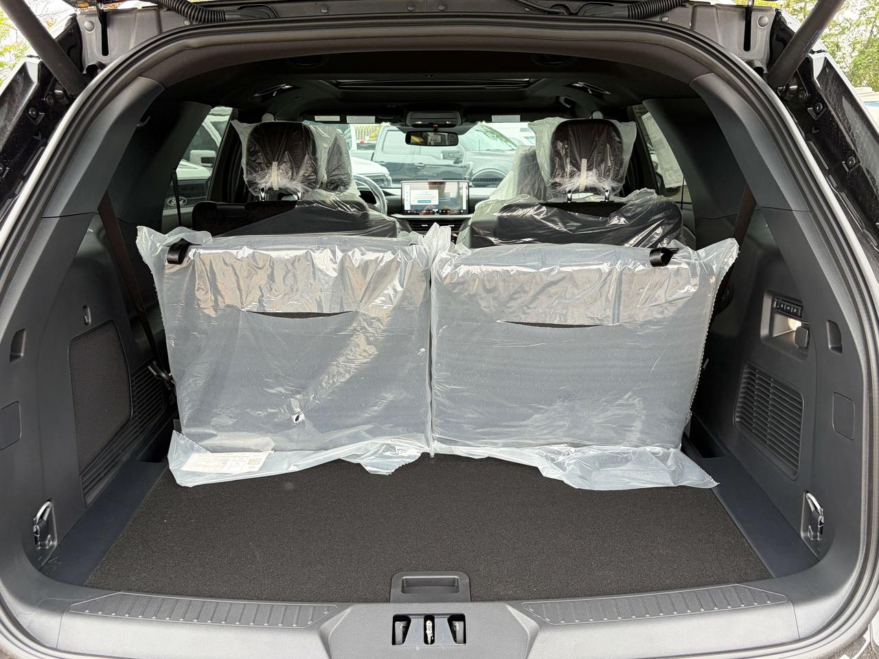 2026 Ford Explorer PLATINUM 4WD 600A Photo