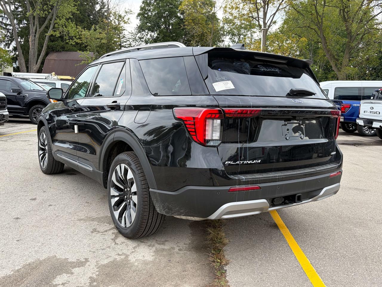 2026 Ford Explorer PLATINUM 4WD 600A Photo