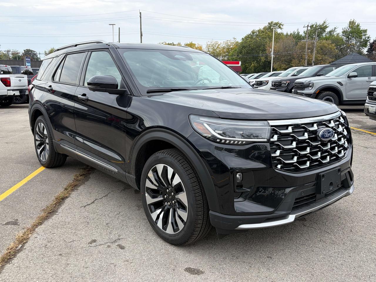 2026 Ford Explorer PLATINUM 4WD 600A Photo