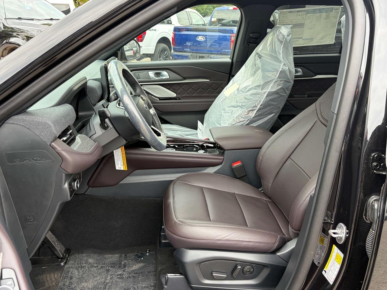 2026 Ford Explorer PLATINUM 4WD 600A Photo