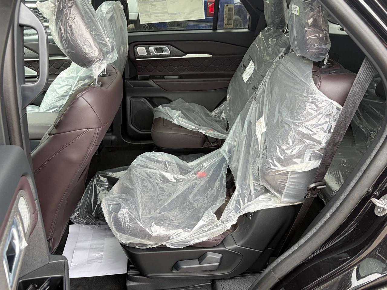 2026 Ford Explorer PLATINUM 4WD 600A Photo