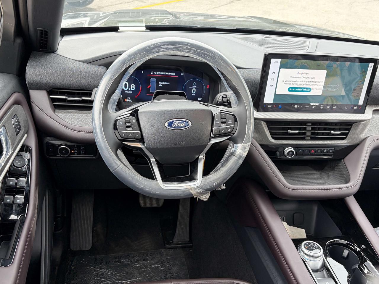 2026 Ford Explorer PLATINUM 4WD 600A Photo