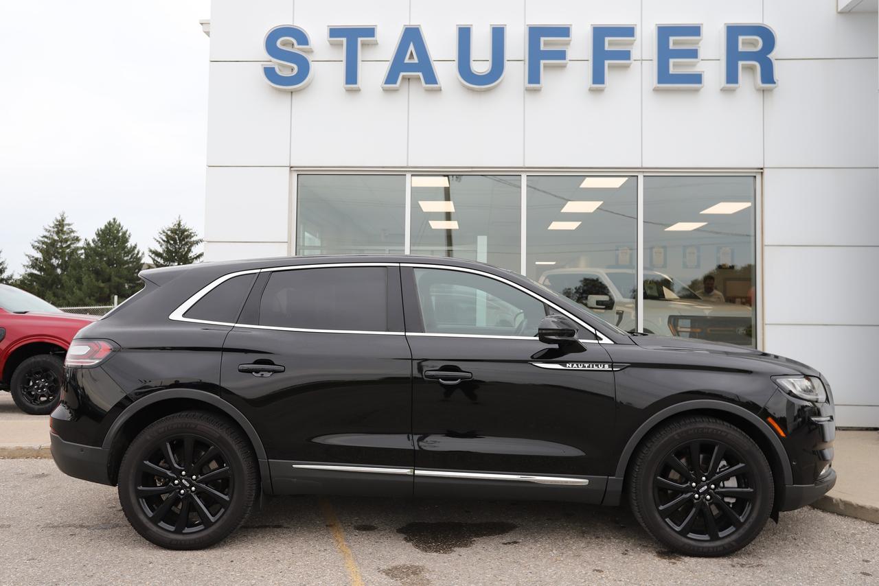 2023 Lincoln Nautilus Reserve AWD Photo