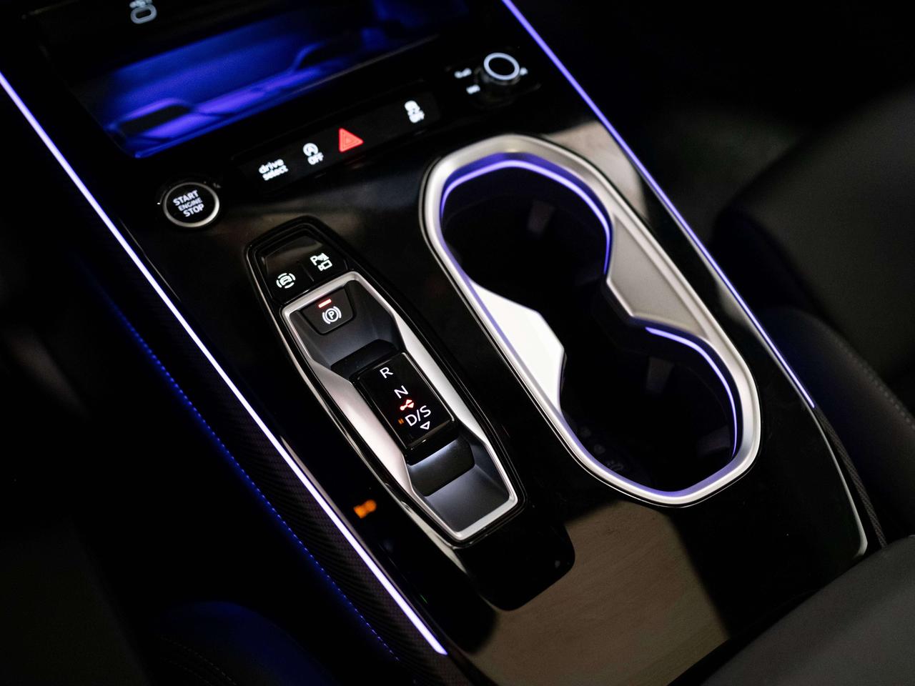 2026 Audi A6 S-LINE | TECHNIK | PANO | HUD | 21 IN Photo