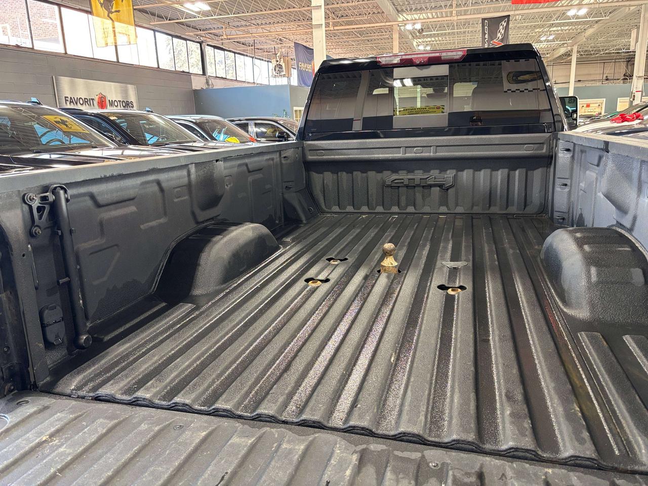 2023 GMC Sierra 2500 HD AT4|AWD|DURAMAX|NAV|BOSE|LEATHER|BEDLINER|SIDESTEP Photo