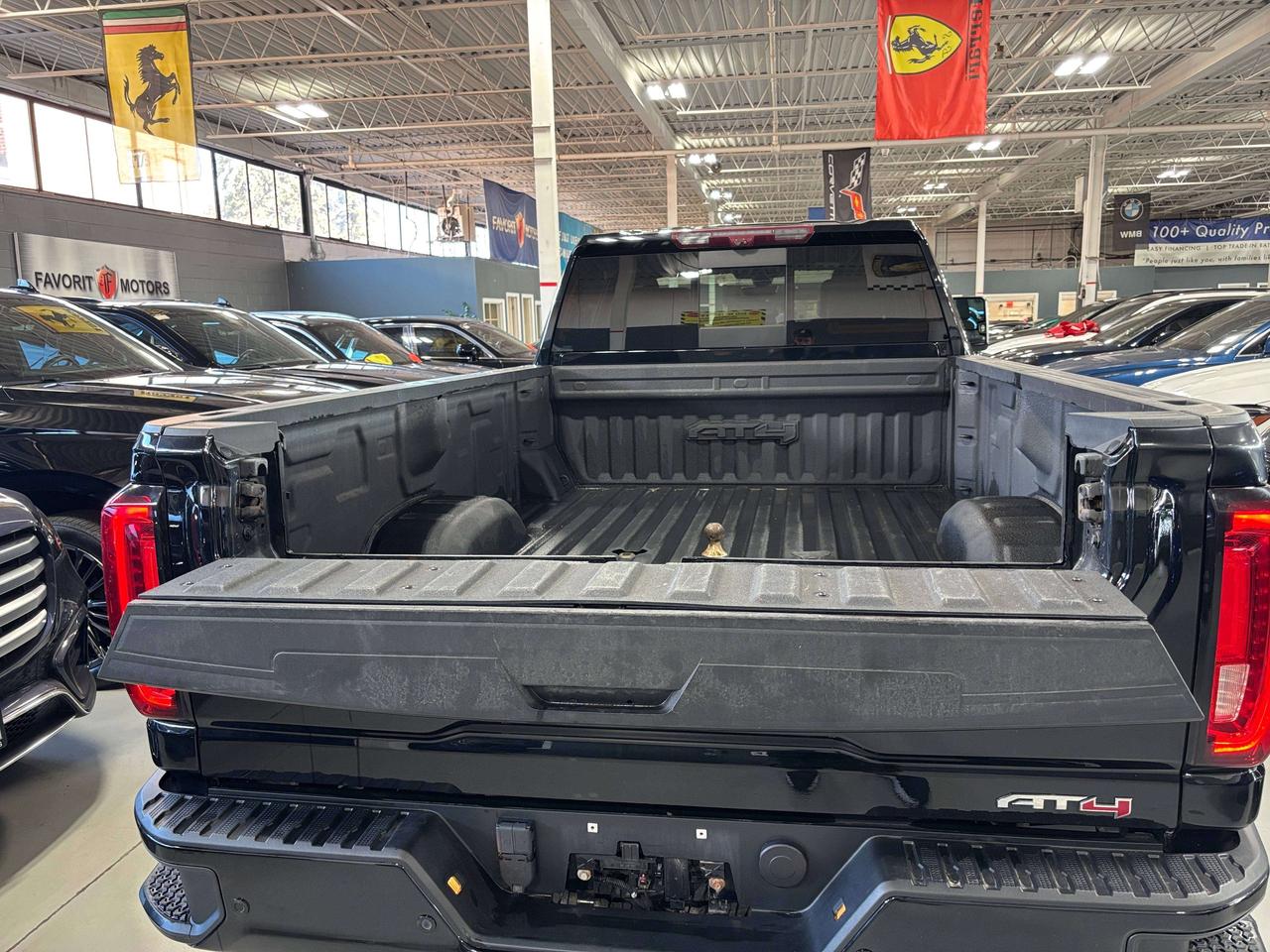 2023 GMC Sierra 2500 HD AT4|AWD|DURAMAX|NAV|BOSE|LEATHER|BEDLINER|SIDESTEP Photo