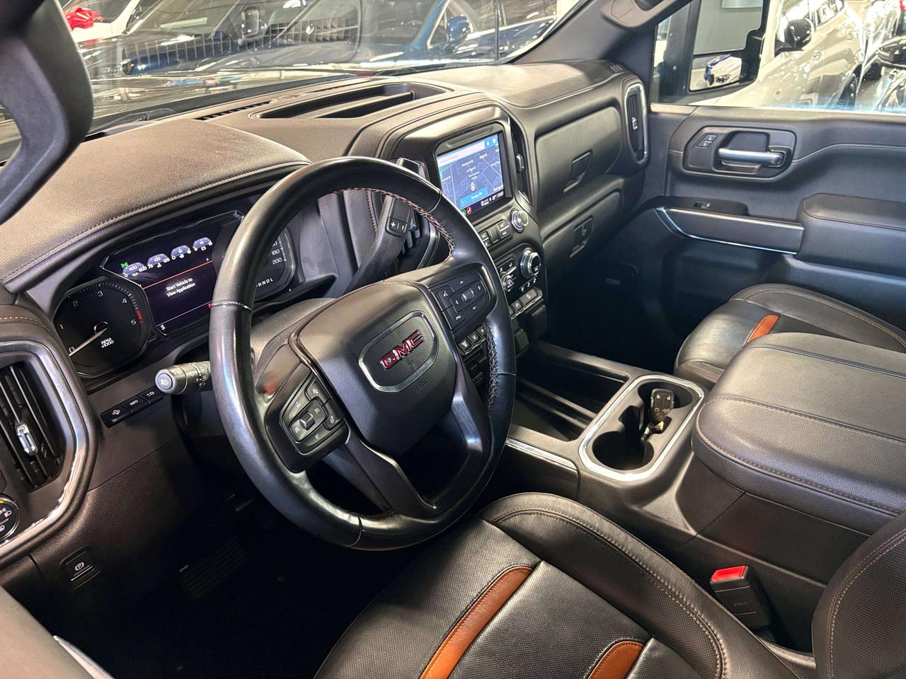 2023 GMC Sierra 2500 HD AT4|AWD|DURAMAX|NAV|BOSE|LEATHER|BEDLINER|SIDESTEP Photo
