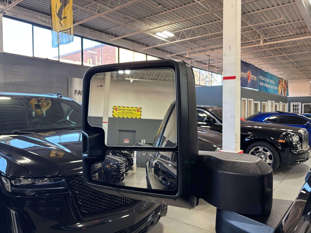 2023 GMC Sierra 2500 HD AT4|AWD|DURAMAX|NAV|BOSE|LEATHER|BEDLINER|SIDESTEP Photo