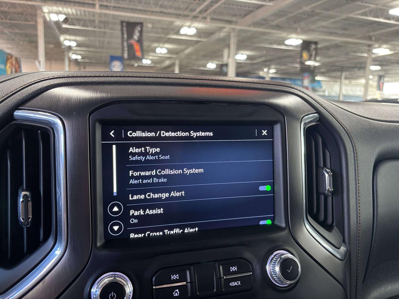 2023 GMC Sierra 2500 HD AT4|AWD|DURAMAX|NAV|BOSE|LEATHER|BEDLINER|SIDESTEP Photo