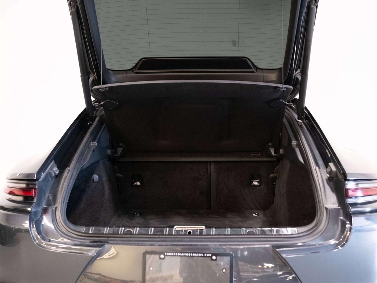 2017 Porsche Panamera 4S | PREMIUM & SPORT | BOSE | 21 IN Photo