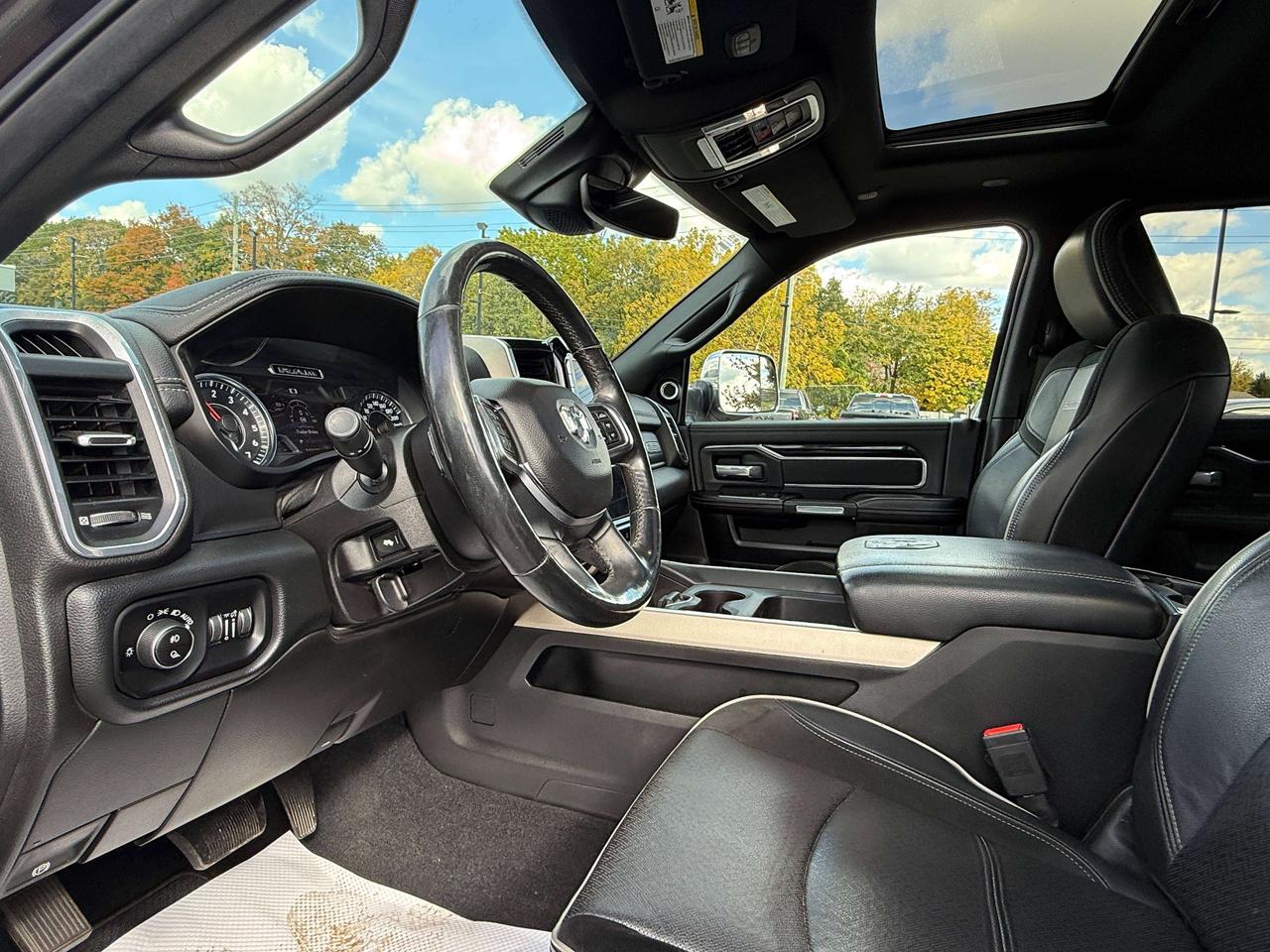 2019 RAM 2500 Laramie | NAVIGATION | SUNROOF | REMOTE START | Photo