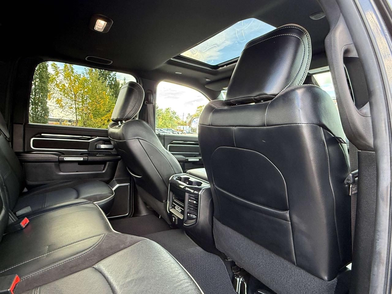 2019 RAM 2500 Laramie | NAVIGATION | SUNROOF | REMOTE START | Photo