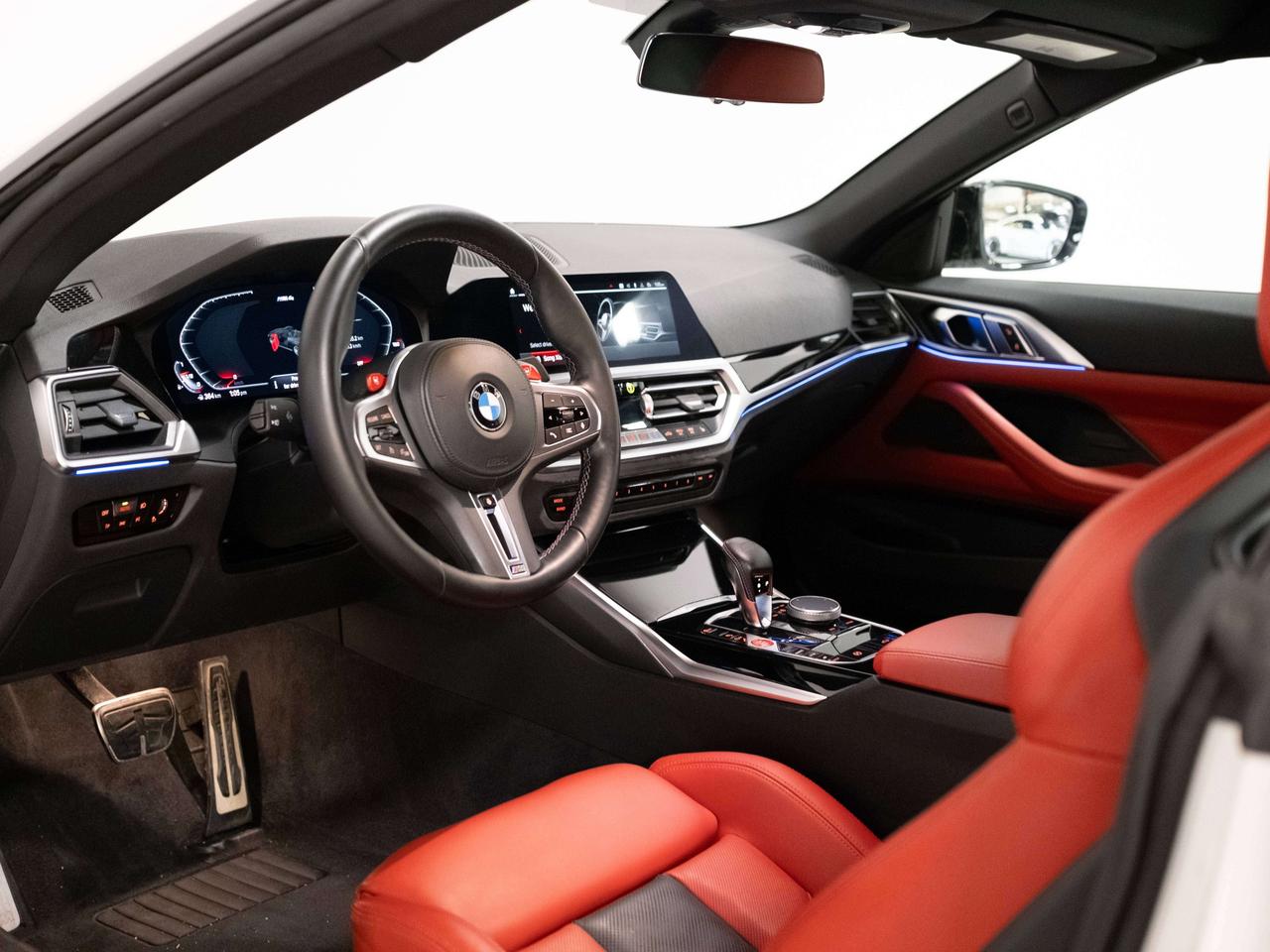 2023 BMW M4 COMPETITION | XDRIVE | CONVERTIBLE Photo