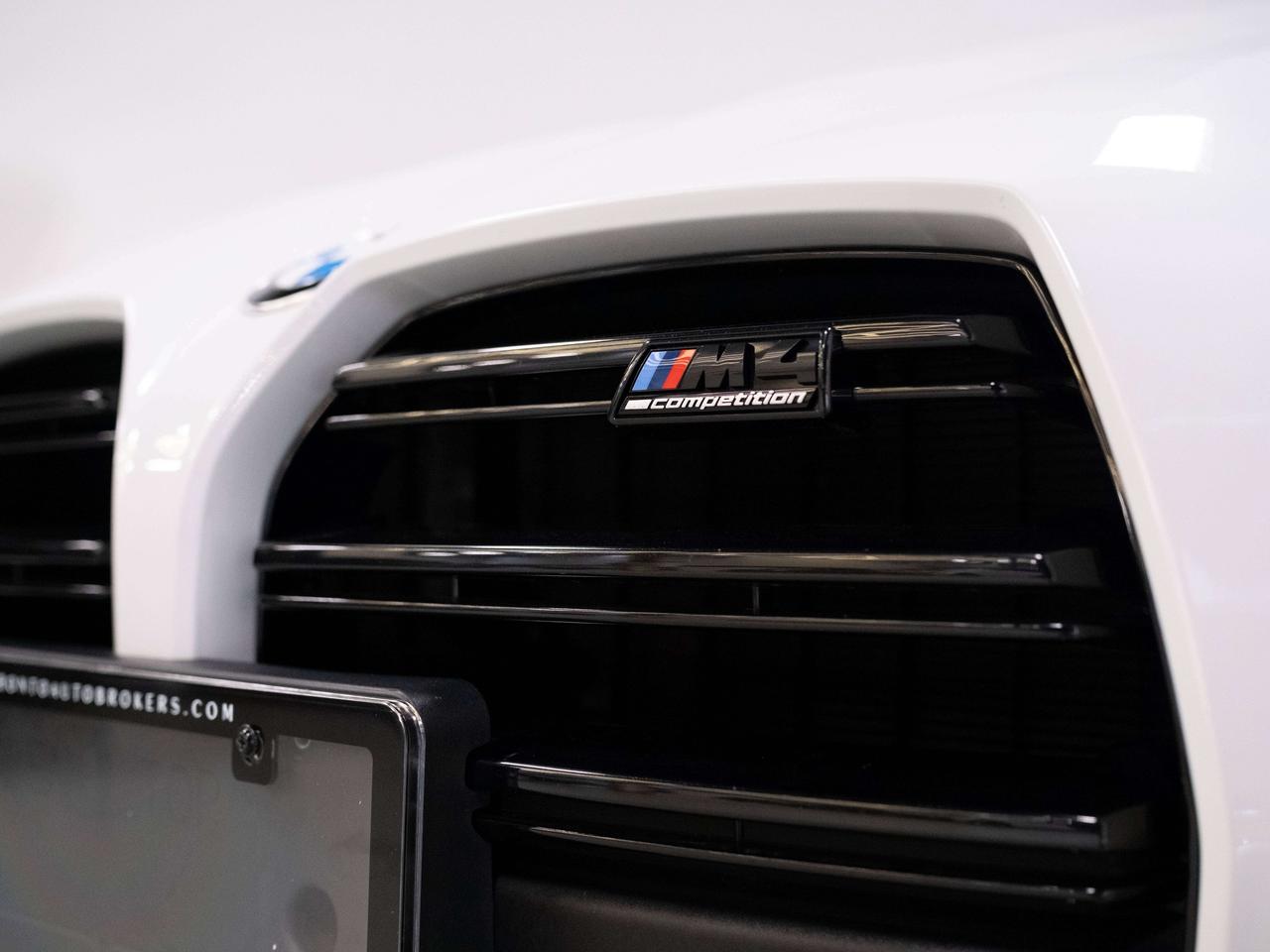2023 BMW M4 COMPETITION | XDRIVE | CONVERTIBLE Photo