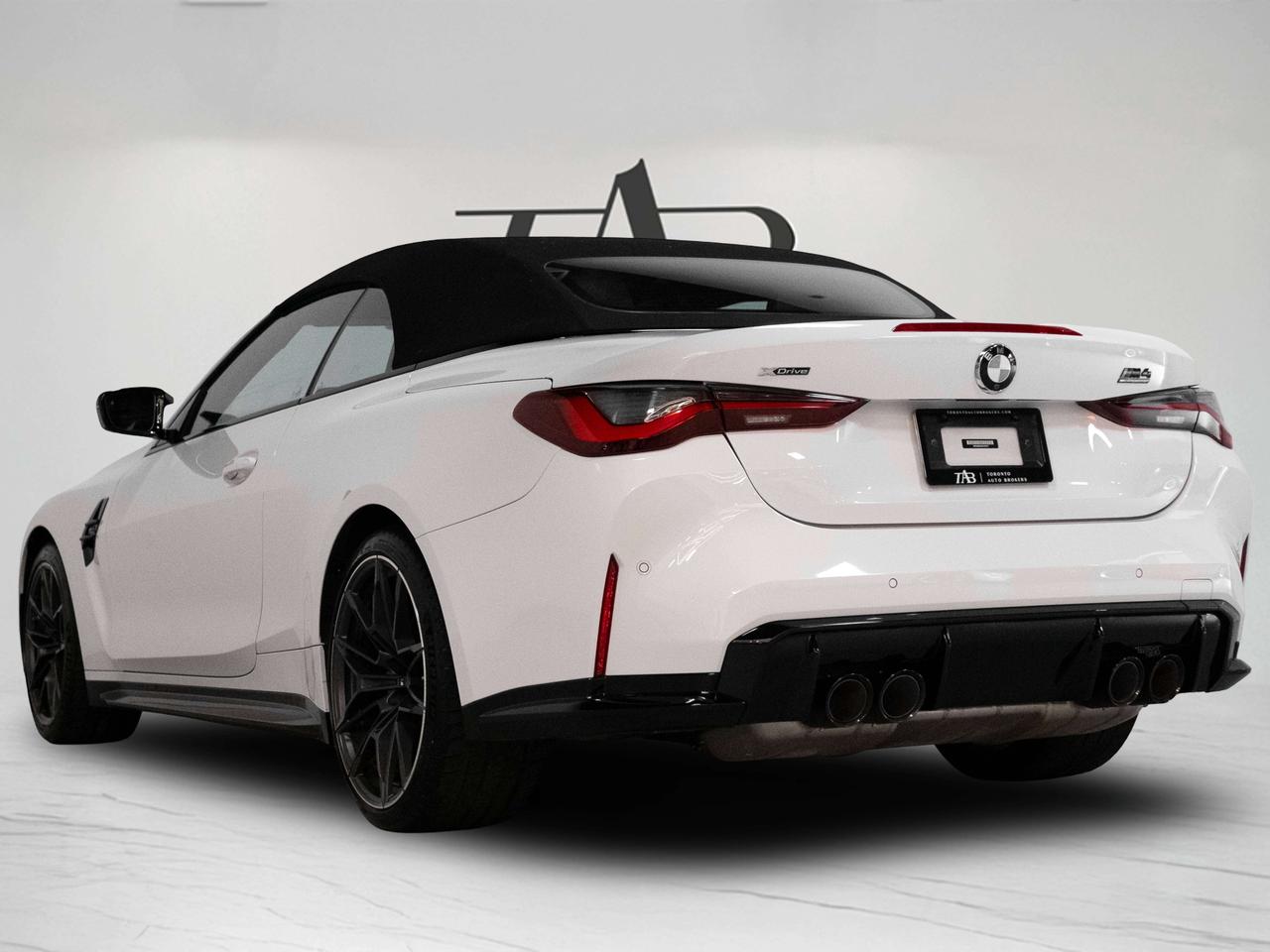 2023 BMW M4 COMPETITION | XDRIVE | CONVERTIBLE Photo