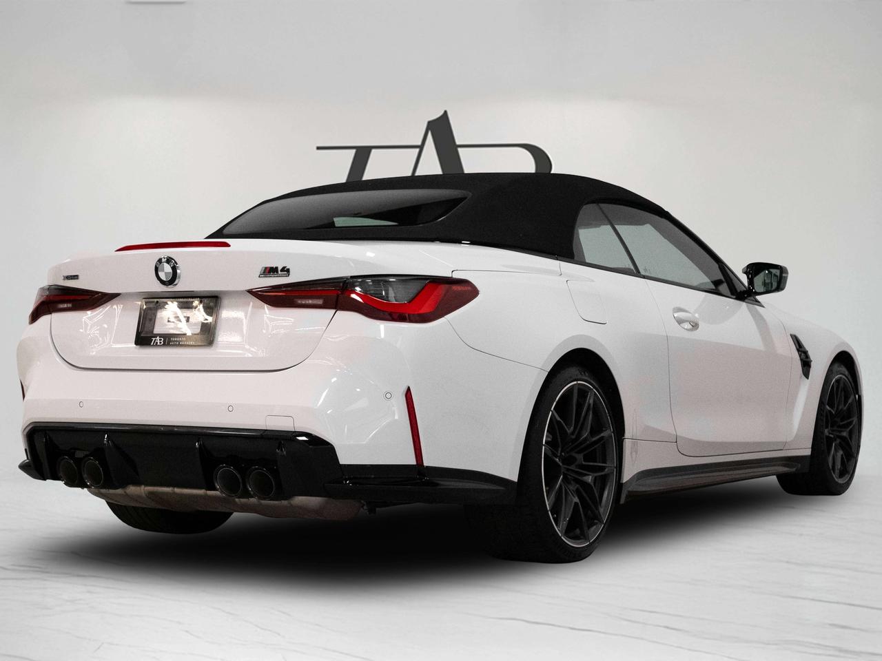 2023 BMW M4 COMPETITION | XDRIVE | CONVERTIBLE Photo