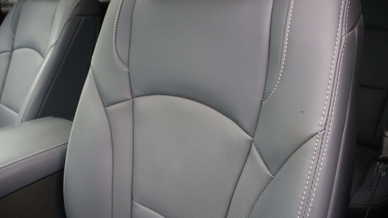 2024 Buick Enclave Premium | Leather | Power Liftgate Photo