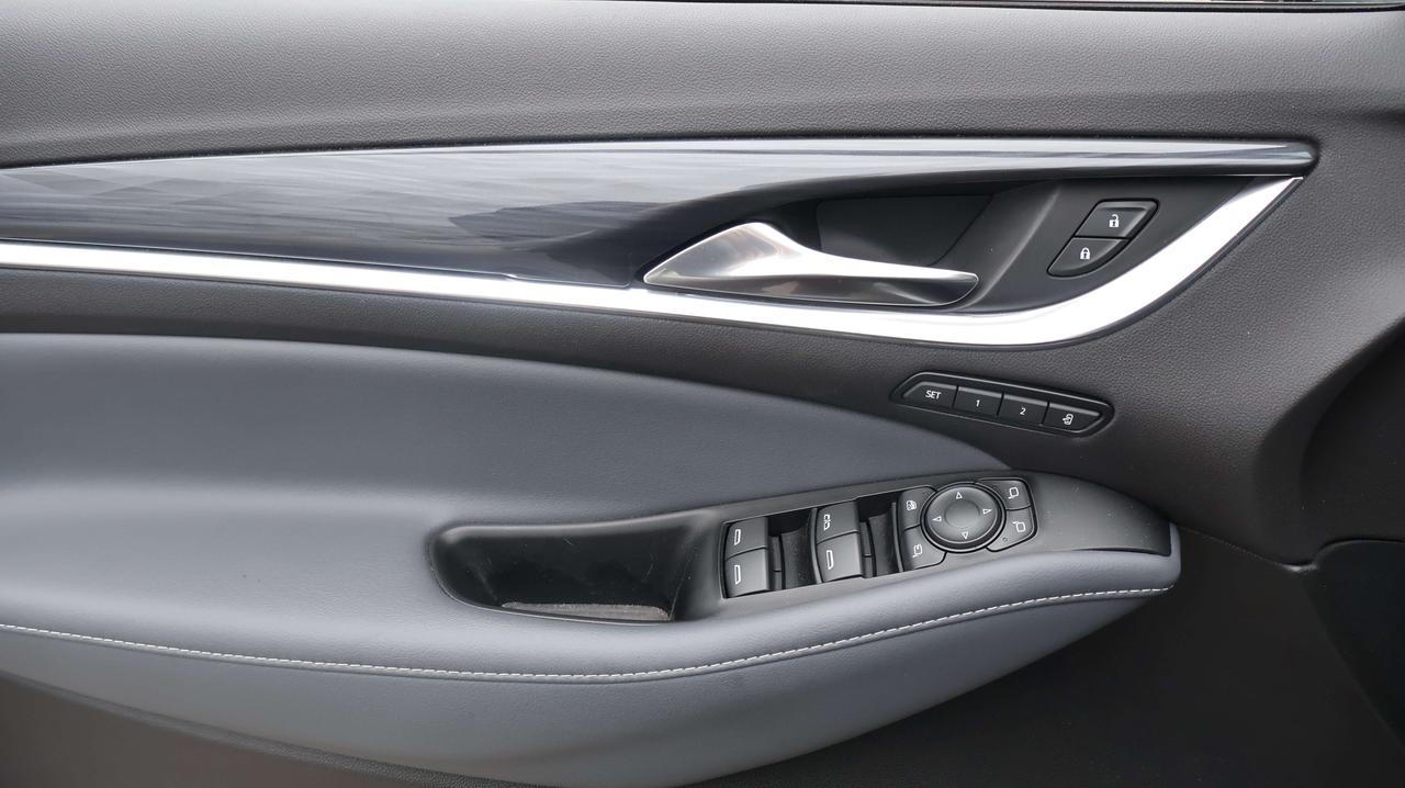 2024 Buick Enclave Premium | Leather | Power Liftgate Photo