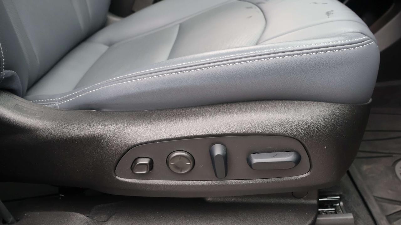 2024 Buick Enclave Premium | Leather | Power Liftgate Photo