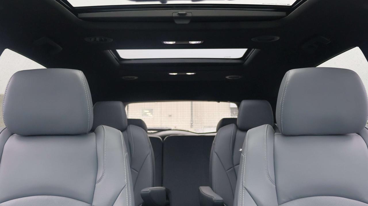 2024 Buick Enclave Premium | Leather | Power Liftgate Photo