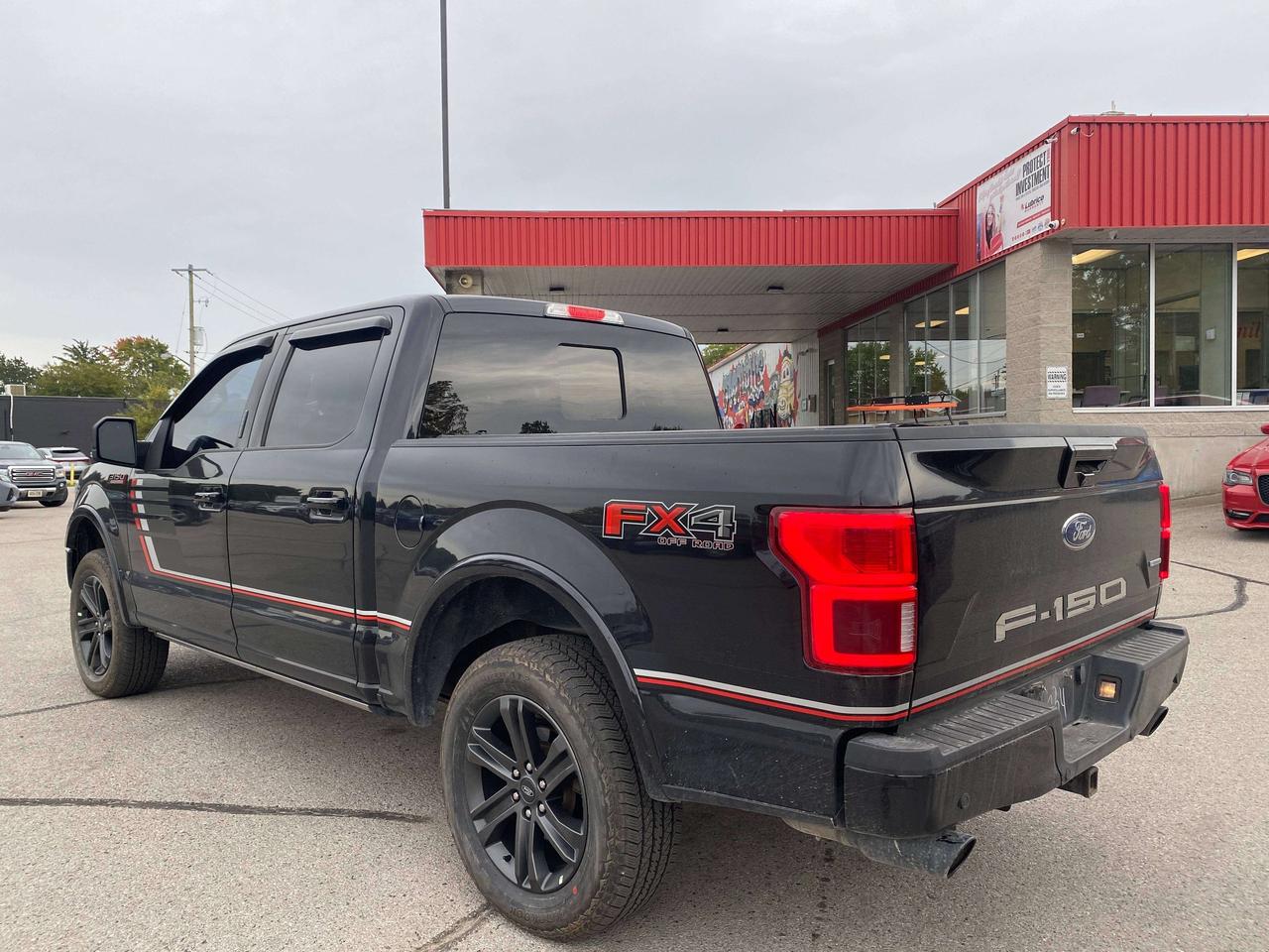 2019 Ford F-150 LARIAT, CLEAN CARFAX, LOCAL TRADE, SUNROOF! Photo