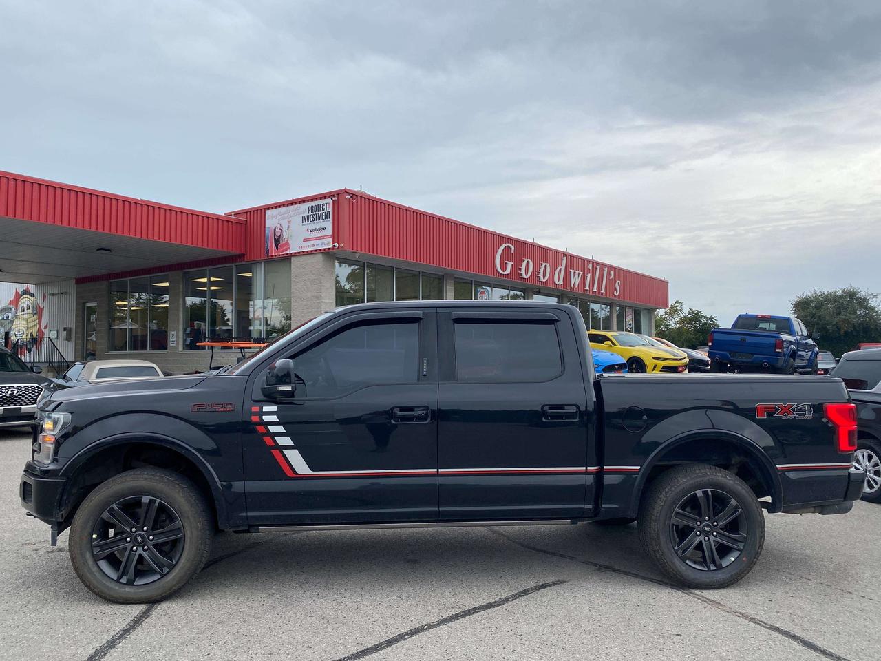 2019 Ford F-150 LARIAT, CLEAN CARFAX, LOCAL TRADE, SUNROOF! Photo