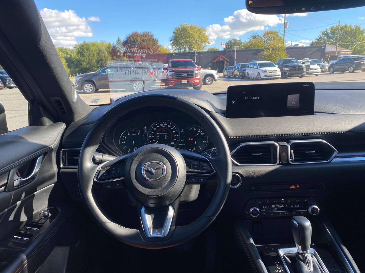 2024 Mazda CX-5 SUNA, CLEAN CARFAX, AWD, HEATED & COOLED LEATHER! Photo