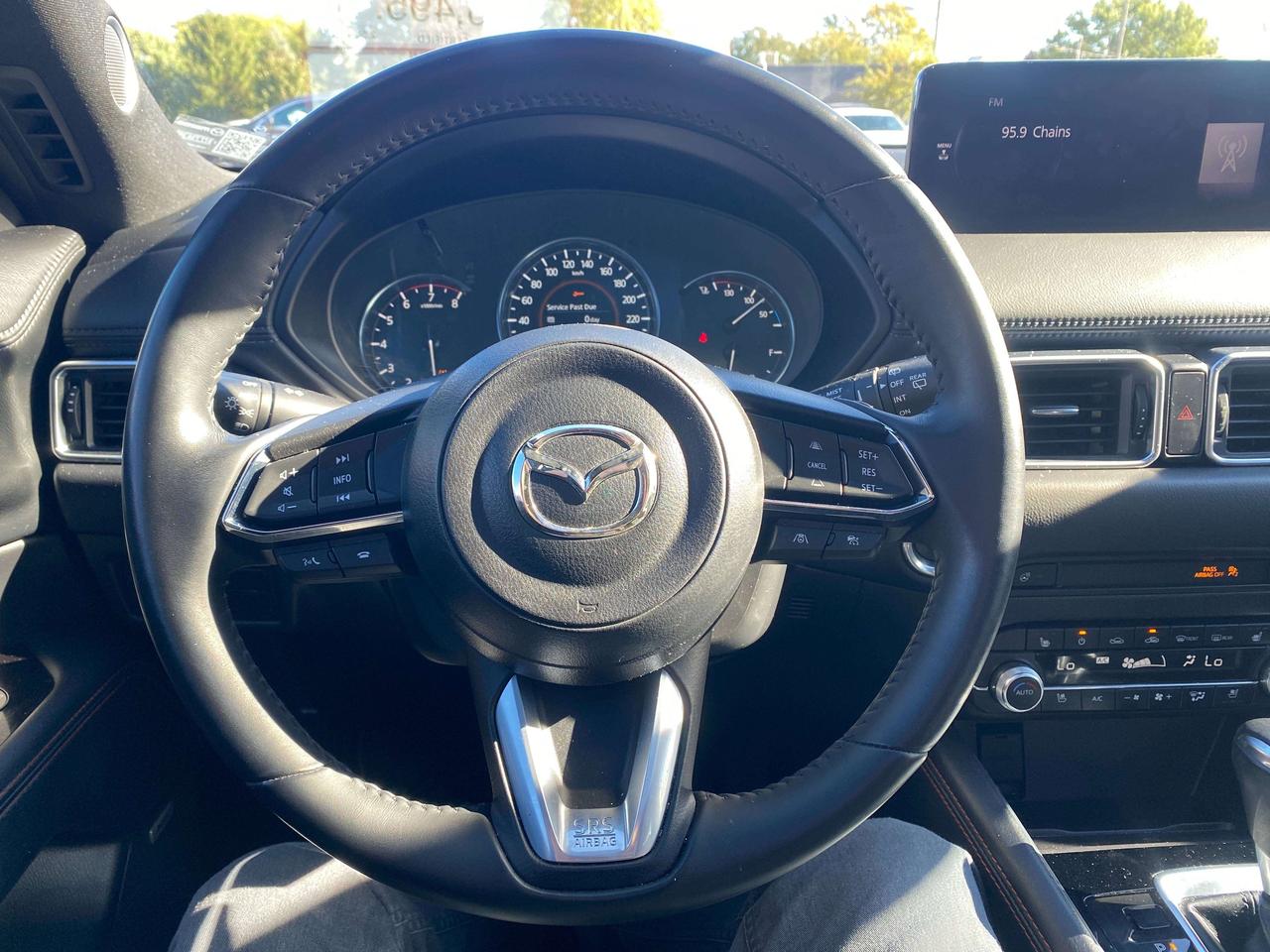 2024 Mazda CX-5 SUNA, CLEAN CARFAX, AWD, HEATED & COOLED LEATHER! - Photo #17