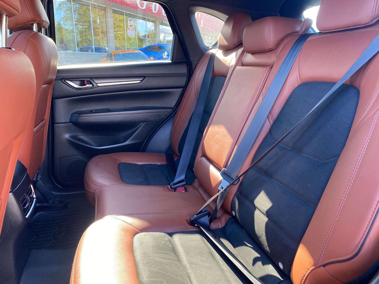 2024 Mazda CX-5 SUNA, CLEAN CARFAX, AWD, HEATED & COOLED LEATHER! - Photo #24