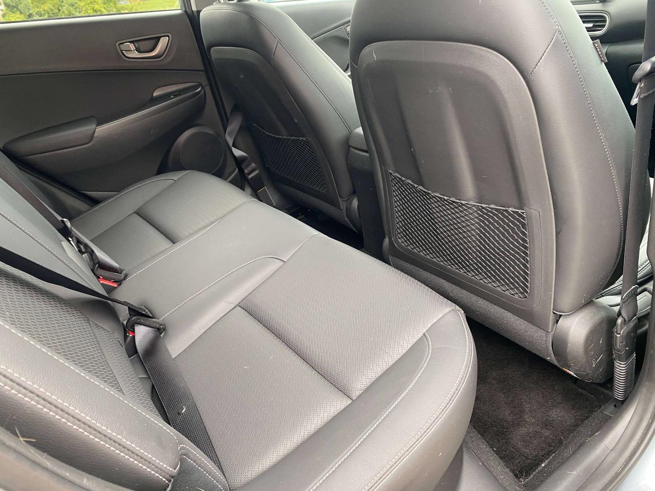 2020 Hyundai KONA LUXURY, SUNROOF, HEATED LEATHER, CLEAN CARFAX! Photo