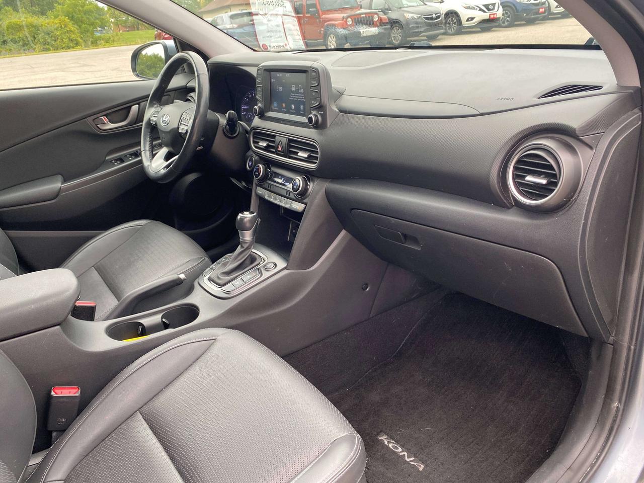 2020 Hyundai KONA LUXURY, SUNROOF, HEATED LEATHER, CLEAN CARFAX! - Photo #30
