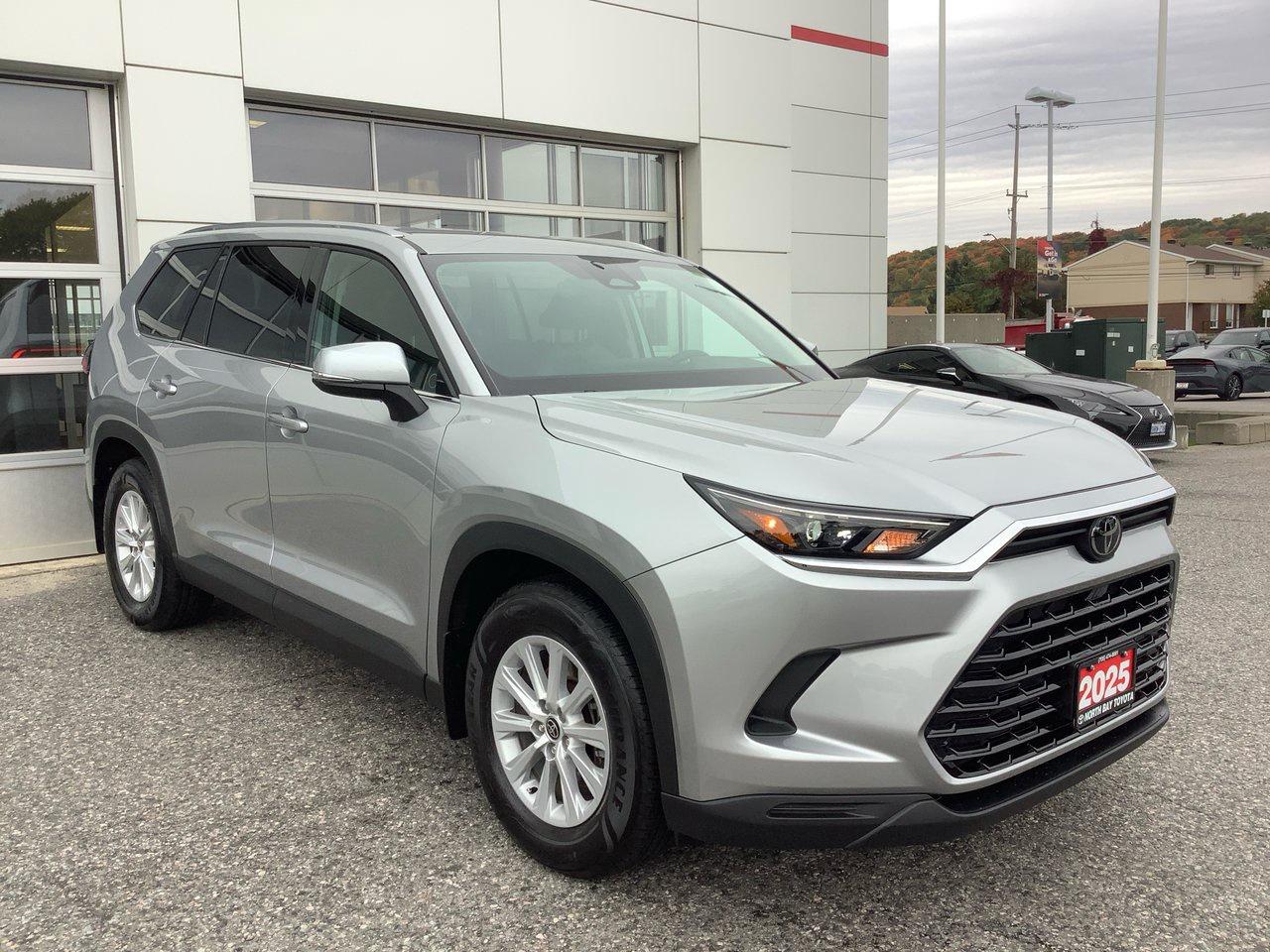 2025 Toyota GRAND HIGHLANDE XLE AWD Photo