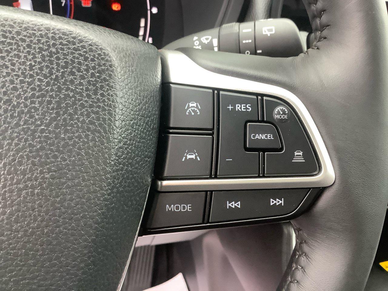 2025 Toyota GRAND HIGHLANDE XLE AWD Photo