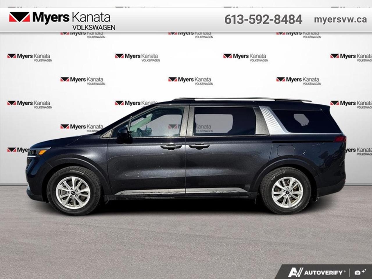 2023 Kia Carnival LX  - Apple CarPlay -  Android Auto Photo1