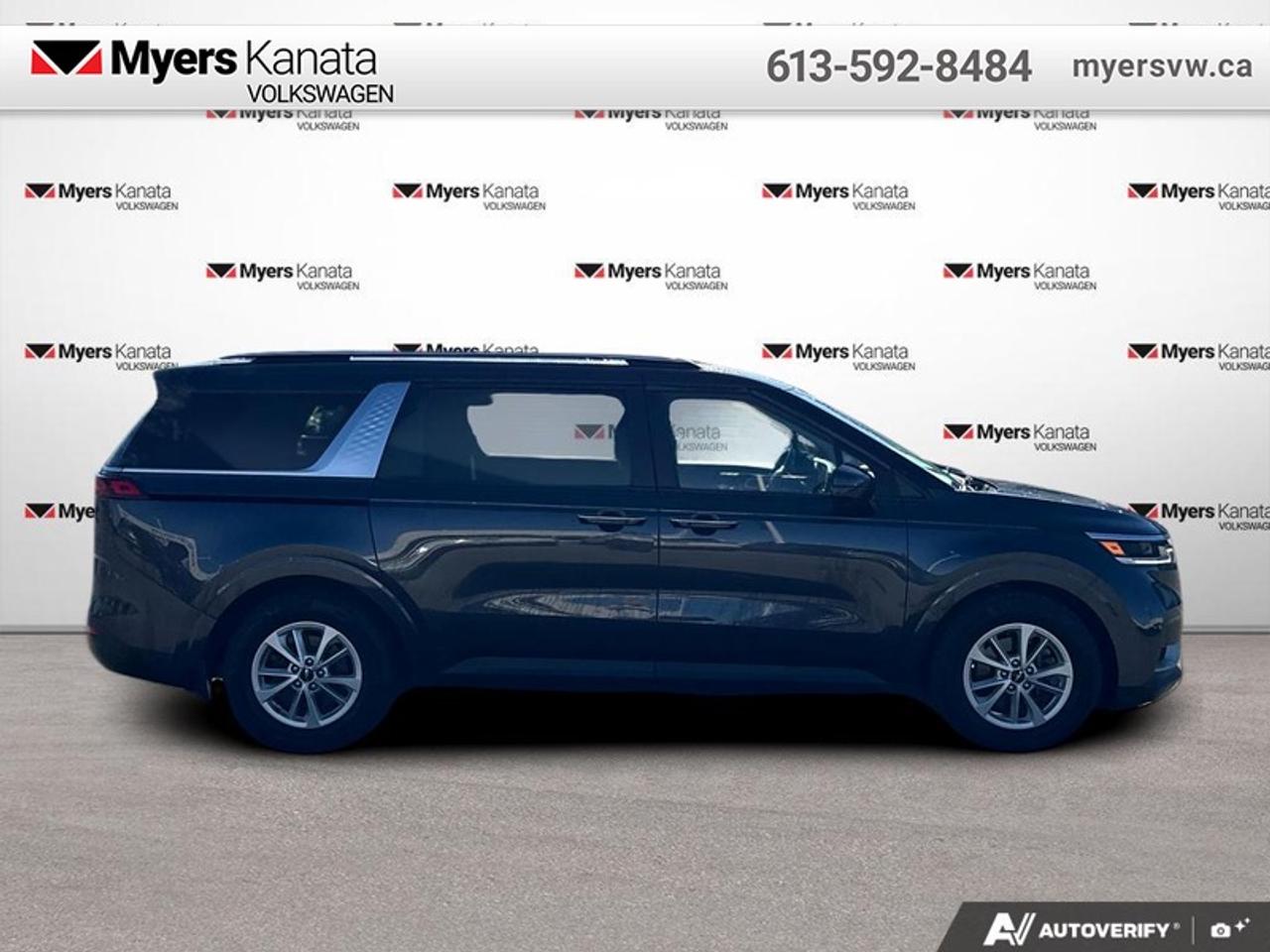 2023 Kia Carnival LX  - Apple CarPlay -  Android Auto Photo