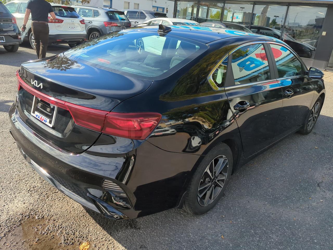 2023 Kia Forte EX