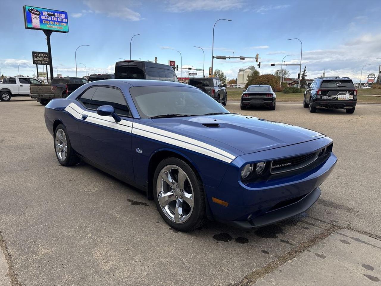 2012 Dodge Challenger SXT Plus Photo0