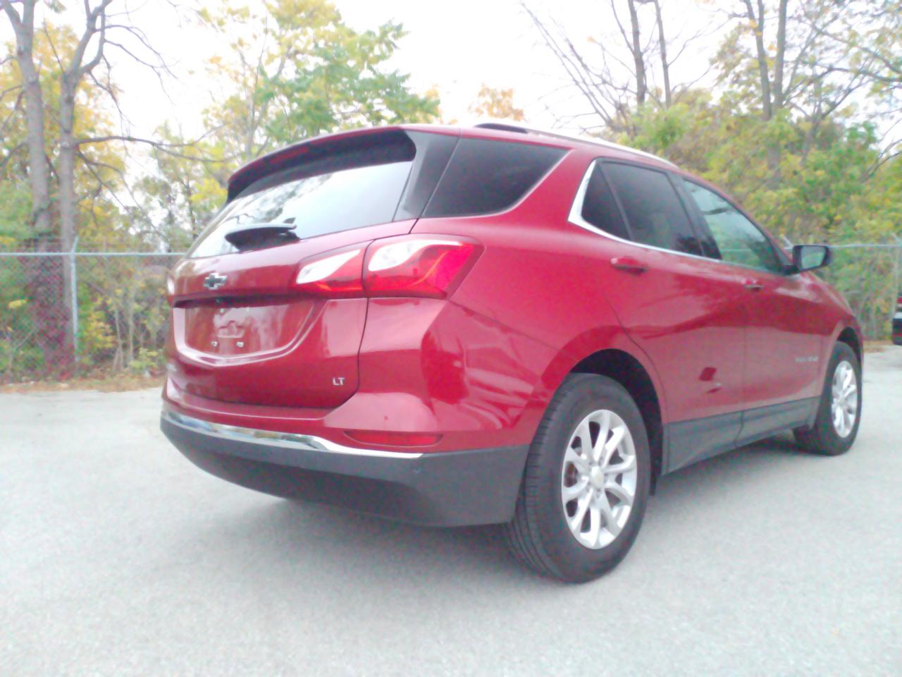 2020 Chevrolet Equinox LT Photo