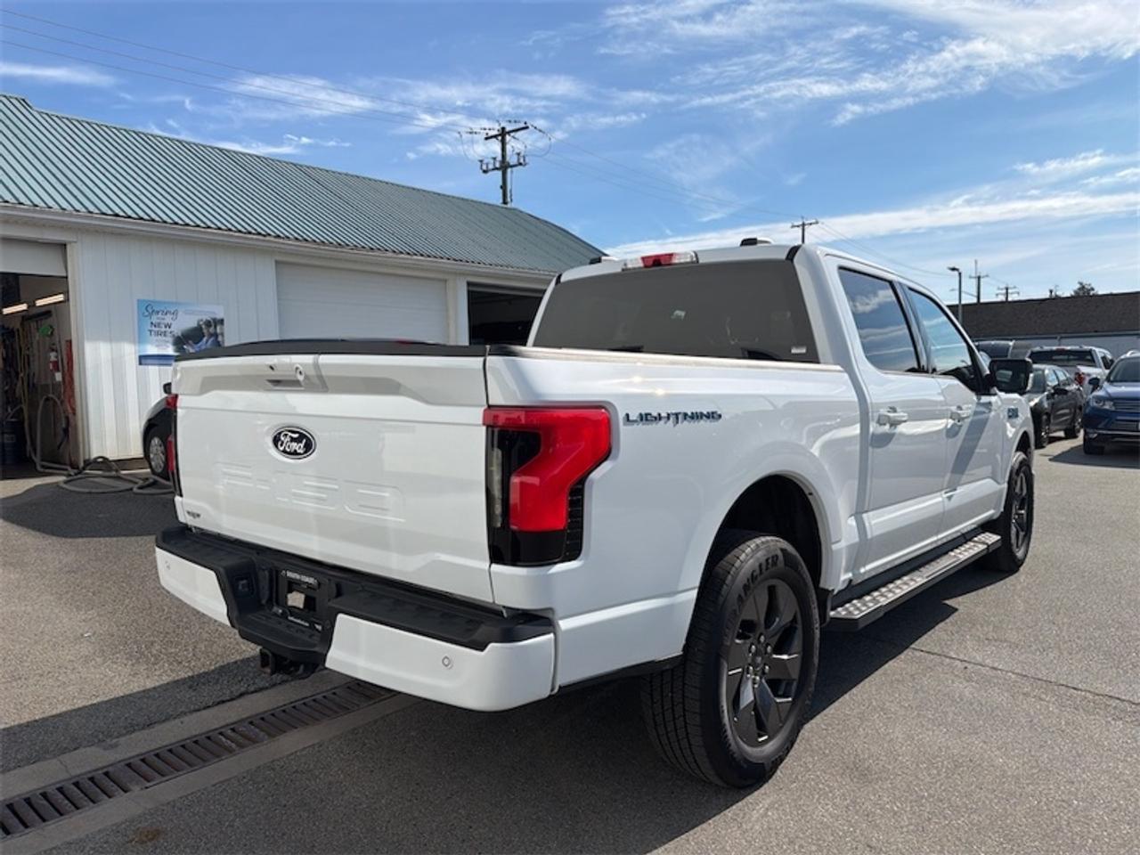 2024 Ford F-150 Lightning Flash  - Heated Seats Photo4