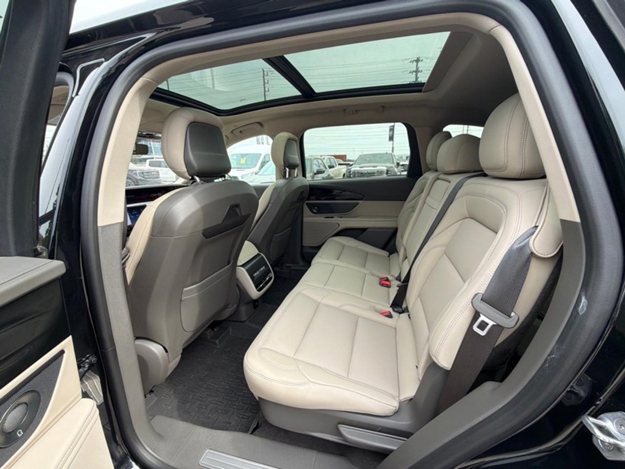 2025 Lincoln Nautilus Premiere  102A PKG|REVEL AUDIO|PANO ROOF Photo