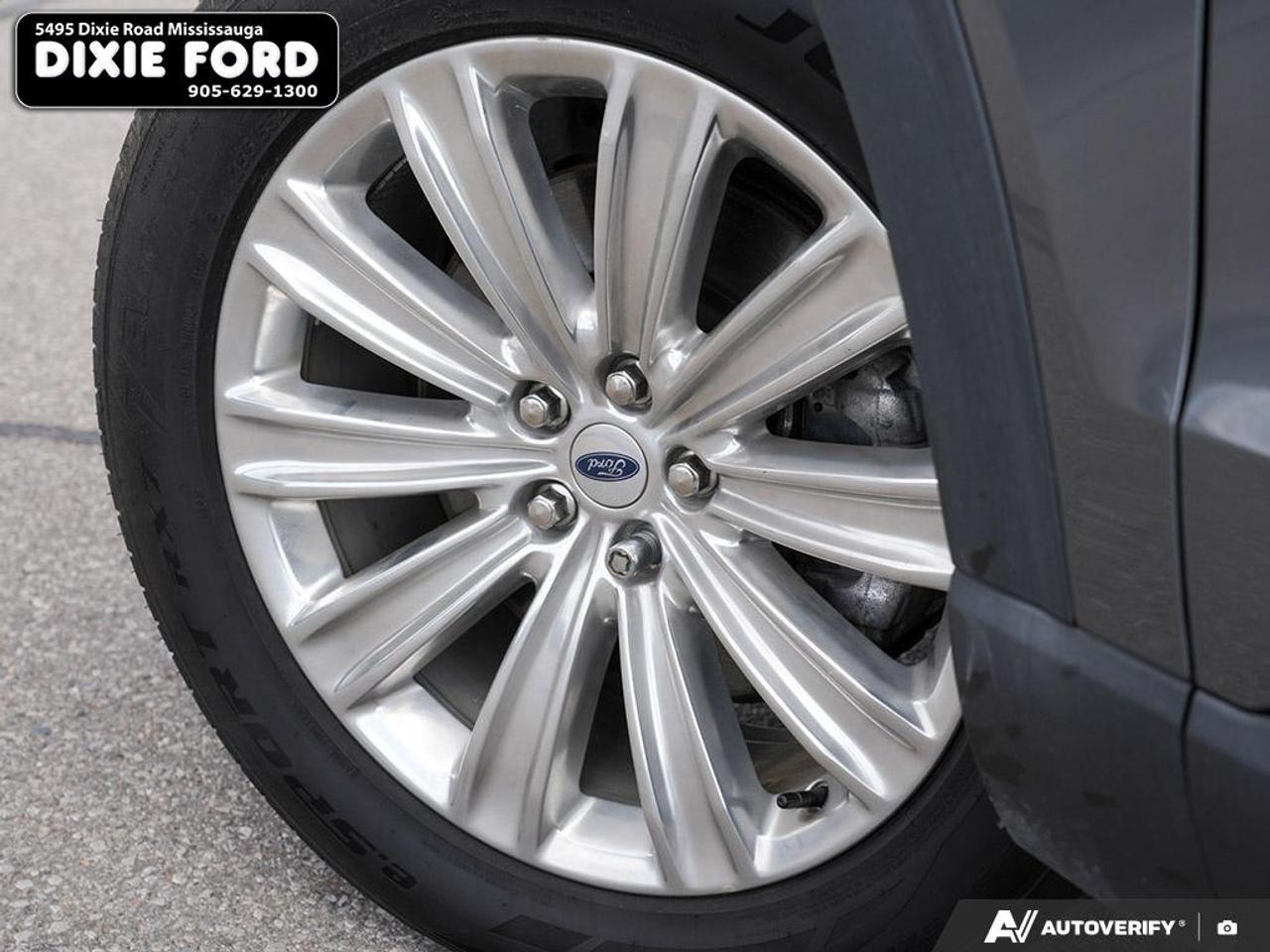 2022 Ford Explorer LIMITED Photo