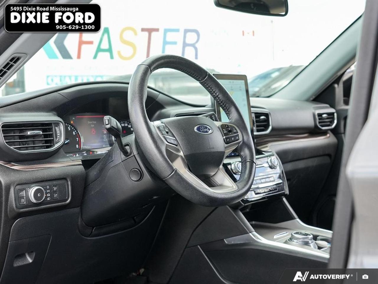 2022 Ford Explorer LIMITED Photo