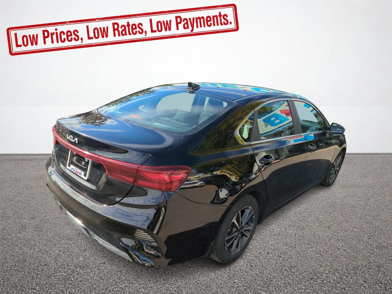 2023 Kia Forte EX