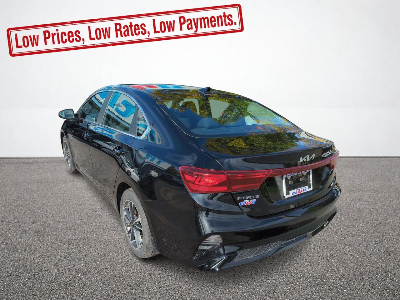 2023 Kia Forte EX