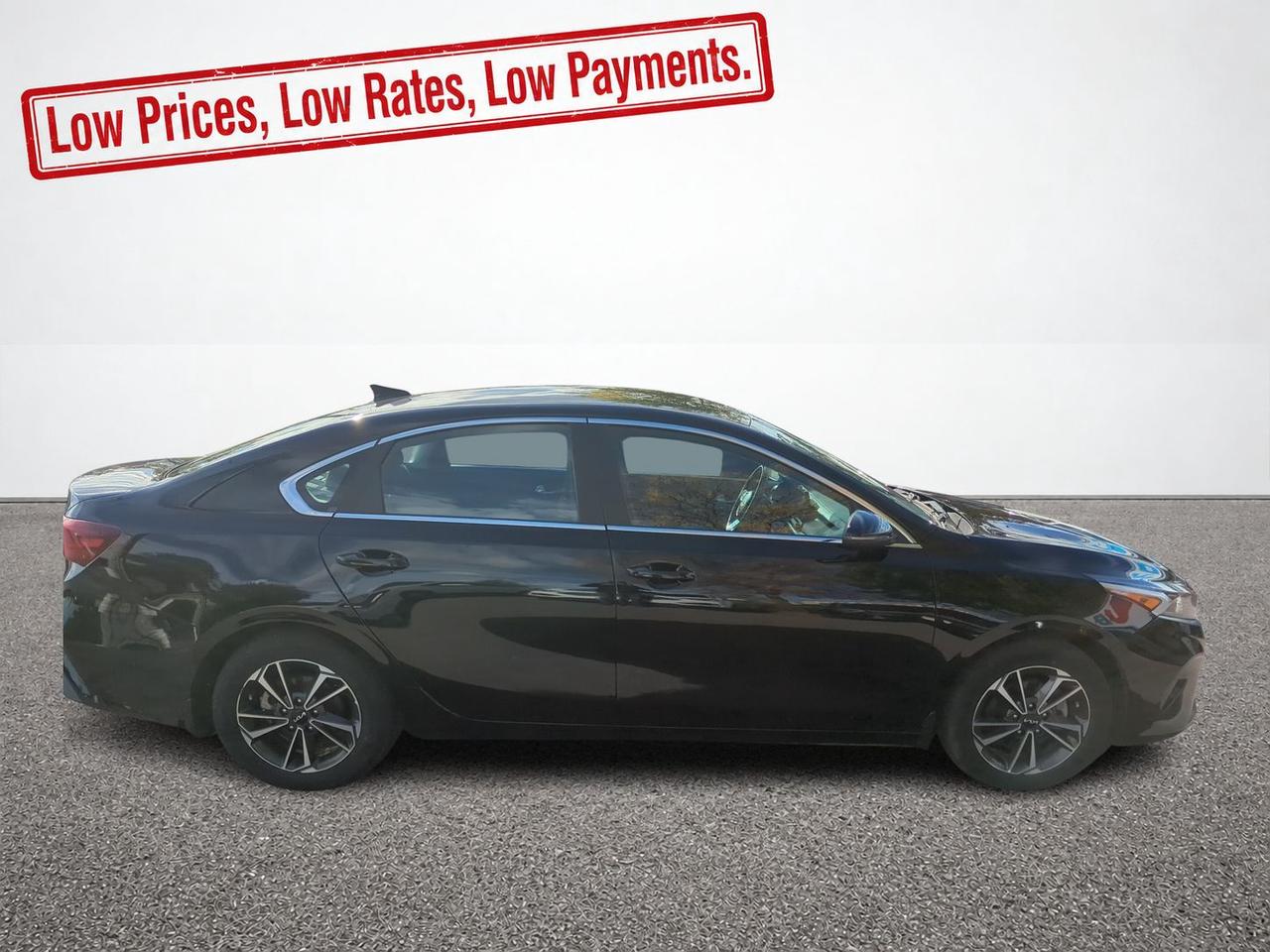 2023 Kia Forte EX