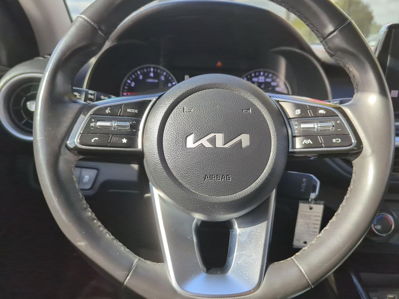 2023 Kia Forte EX